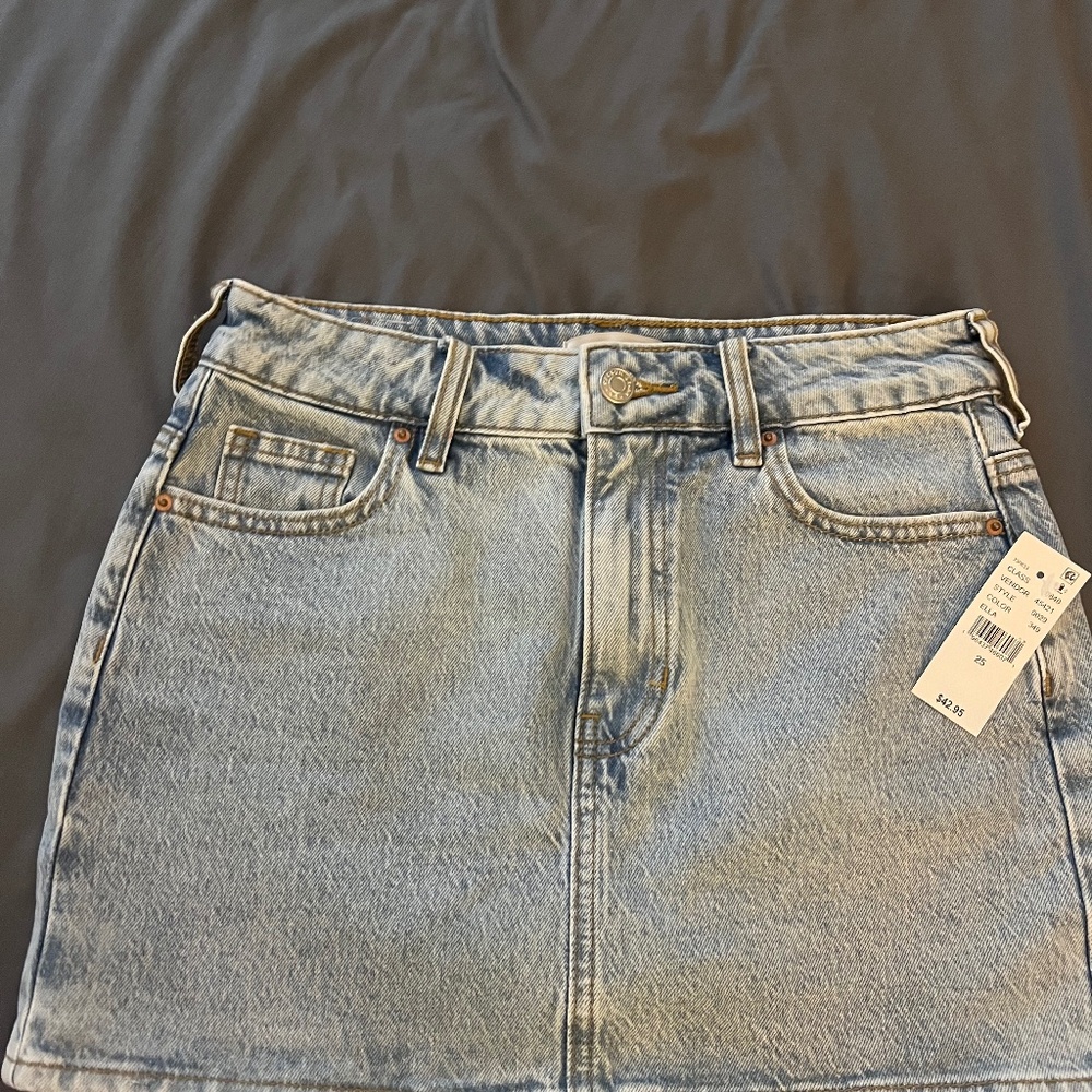 Pacsun women’s Bella light indigo denim skirt